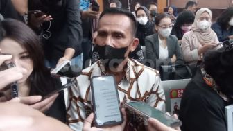 Ayah Brigadir J Kecewa Bharada E Tak Dipecat Jadi Anggota Polri: Anak Saya Ditembak oleh Dia