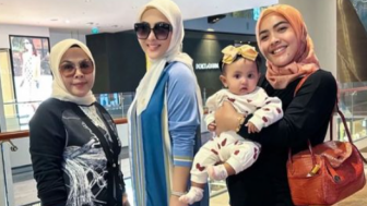 Tak Langsung Unggah Foto Saat di Singapura, Syahrini Dituding Sibuk Edit Dulu