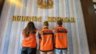 3 PSK Asal Rusia Ditangkap di Bali Saat Kencan dengan WNI, Warganet: Produk Lokal Kalah Saing