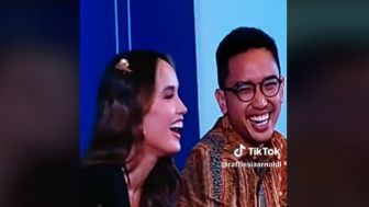 Usai Menggombal, Cinta Laura Dijodohkan dengan Raja Mangkunegaran Bhre Sudjiwo