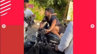 Bule Ngamuk di Bali, Ajak Duel Pecalang Gegara Diminta Pelankan Motor Saat Ada Iringan Upacara Melasti