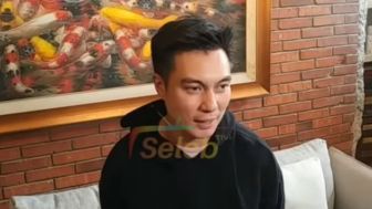 Baim Wong Turun dari Pesawat dan Batal Pergi Haji, Warganet: Kena Prank?