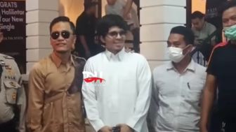 Respon Atta Halilintar Saat Ditanya Soal Aurel Hermansyah yang Diduga Hamil Anak Kedua: Doakan Aja yang Terbaik