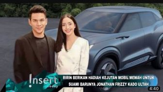 CEK FAKTA: Ririn Dwi Ariyanti Berikan Kado Ulang Tahun Mobil Mewah untuk Jonathan Frizzy, Benarkah?