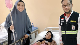 Diserang Delirium, Ibunda Oki Setiana Dewi Dirawat di RS Arab Saudi di Sela Tunaikan Ibadaji Haji