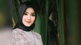 Ghea Youbi Foto Pakai Hijab, Netizen: Kirain Caleg