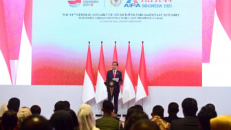 Ajak Parlemen ASEAN Perjuangkan Kesejahteraan Rakyat, Jokowi: Kita Semua Perlu Kerja Keras