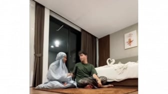 Video Glenca Chysara dan Rendy Jhon yang Asyik Ngobrol Usai Salat Bareng Dihujat Warganet: Biar Apa Divideoin?