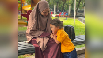 Zaskia Adya Mecca Curhat Anak Bungsunya Kena Imbas Polusi Udara Jakarta, Saturasinya Sempat Menurun