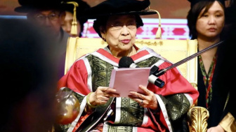Megawati Terima Gelar Honoris Causa yang Ke-10 dari Universitas di Malaysia, Disebut Kolektor Oleh Warganet