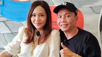 Siapa Ayah Ayu Ting Ting? Ternyata Ini Profesinya sebelum Pensiun