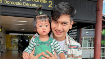 Teuku Ryan Unggah Foto Bareng Moana, Netizen Langsung Pojokkan: Dibujuk Mas Istrinya