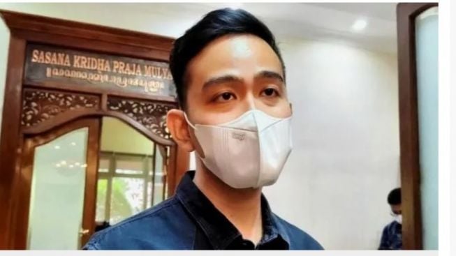 Gibran Bakal Sumbang Lagu di Nikahan Kaesang dan Erina: Tiap Hari Sudah Latihan di Inoel Pista Lho