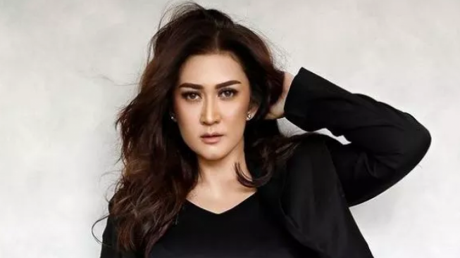 Minta Maaf Usai Unggah Foto Seksi, Nafa Urbach: Sekali-sekali Slemehoy