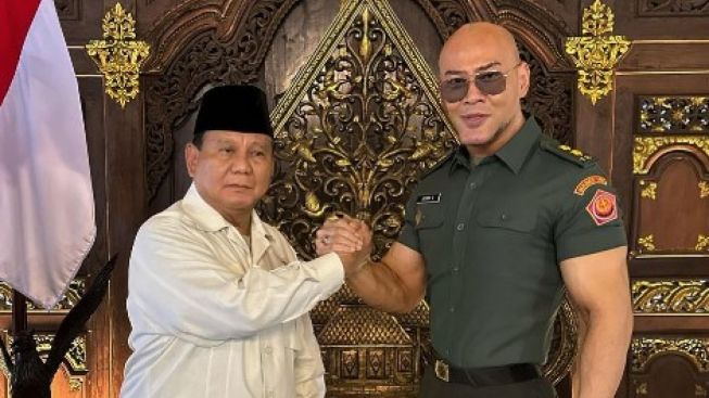 Deddy Corbuzier Tolak Gaji dan Tunjangan Sebagai Letkol Tituler AD: Masih Banyak Yang Lebih Membutuhkan