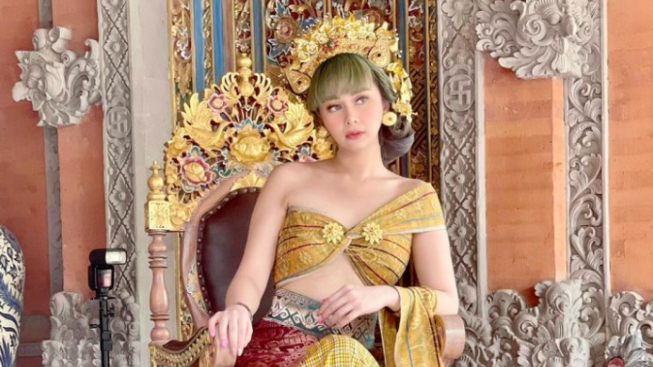 Denise Chariesta Blak-blakan Ngaku Harus Utang Kanan Kiri Buat Buka Usaha Bunga di Bali: Mau Podcast Udah Diboikot Gegara Mbak Bulan