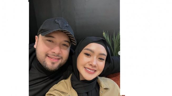 Didi Mahardika Pamer Buku Nikah, Artis hingga Warganet Ucapkan Selamat ke Cita Citata dan Didi