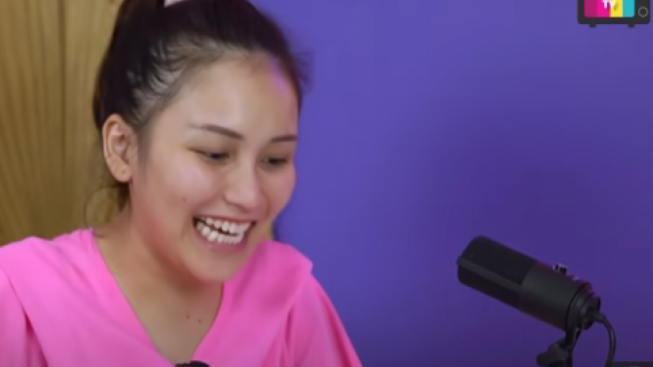 Tak Suka dengan Rekan Kerja, Ayu Ting Ting Pilih Bereaksi Begini