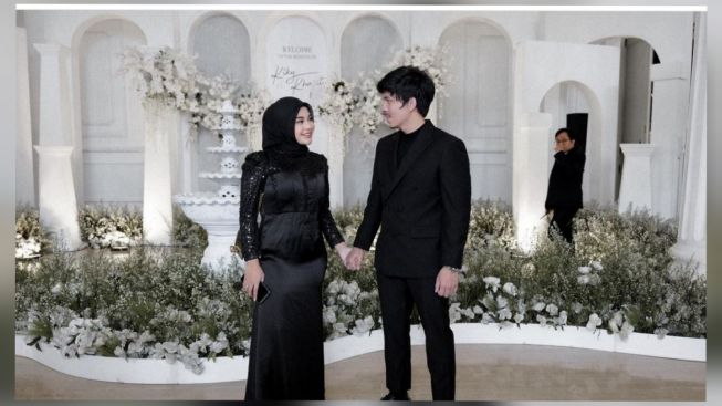 Atta Halilintar Akui Berjuang Sendiri Untuk Menikahi Aurel Hermansyah, Publik: Apa Gunanya Keluarga Bejibun Gitu?