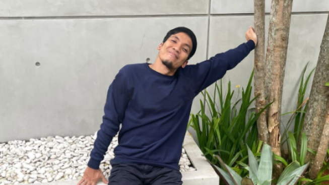 Lahir dari Orangtua Beda Keyakinan, Ini Alasan Desta Memilih Agama Islam