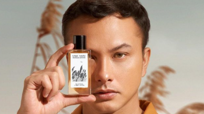 Nicholas Saputra Produksi Parfum Beraroma Kenangan Masa Kecil, Netizen: Akhirnya Tahu Wanginya Nicsap