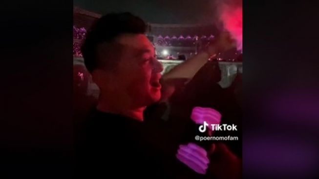 Ngakak, Istri Rekam Chef Arnold Asyik Nyanyi walau Salah Lirik di Konser BLACKPINK