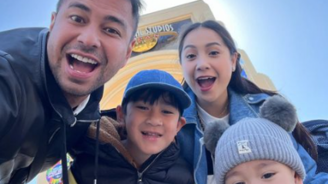 Nagita Slavina Dipaksa Raffi Ahmad Naik Roller Coaster, Reaksi Rafathar Bikin Salut Netizen