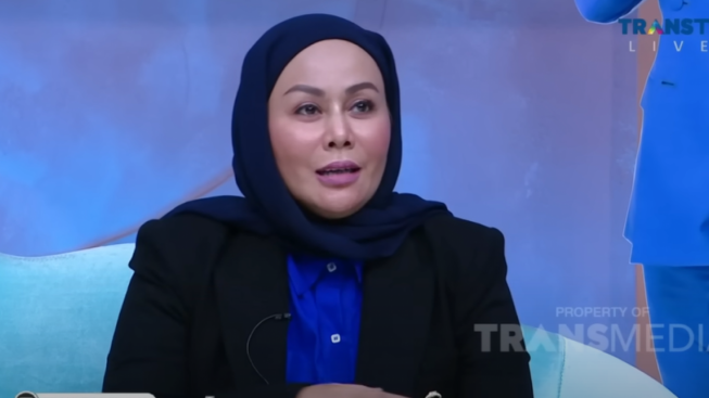 Sempat Diancam Akan Dikuliti, Mak Vera Akhirnya Bongkar Awal Mula Nikita Mirzani Jadi Artis