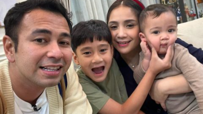 Cuaca Lagi Panas Banget Raffi Ahmad Dan Nagita Slavina Bikin Peraturan Baru Buat Karyawan Rans 9809