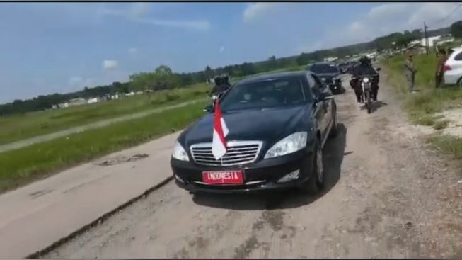 Jokowi Lewati Jalan Rusak di Lampung, Tiktokers Bima Yudho Sindir Pemprov Lampung: Kena Lo!