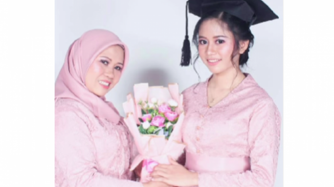 Paras Cantik Anak Sus Rini yang Baru Wisuda Curi Perhatian, Netizen Sarankan Jadi PNS di RANS