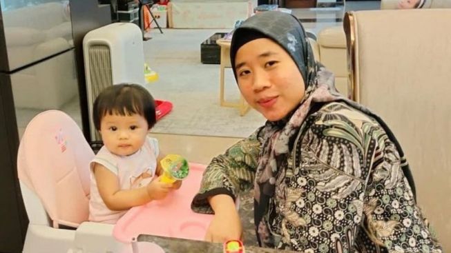 Aurel Hermansyah Tawari Ameena Tas Kecil Seharga Rp 200 Juta, Celetukan Julid Sus Iroh Jadi Sorotan