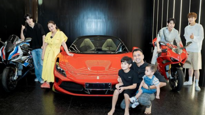 Raffi Ahmad Sudah Ajari Rafathar Urus Bisnis Sejak Dini, Netizen: Ikon Suami dan Bapak Panutan