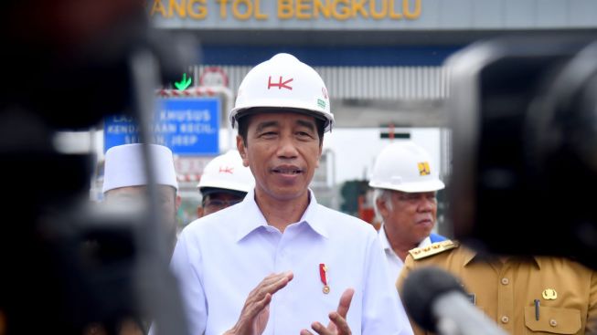 Soal Polemik PPDB 2023, Jokowi: yang Paling Penting Diselesaikan Baik-baik di Lapangan