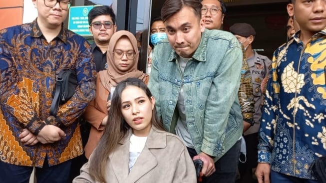 Lady Nayoan Rujuk dengan Rendy Kjaernett, Warganet Duga Gimmick dan Pansos