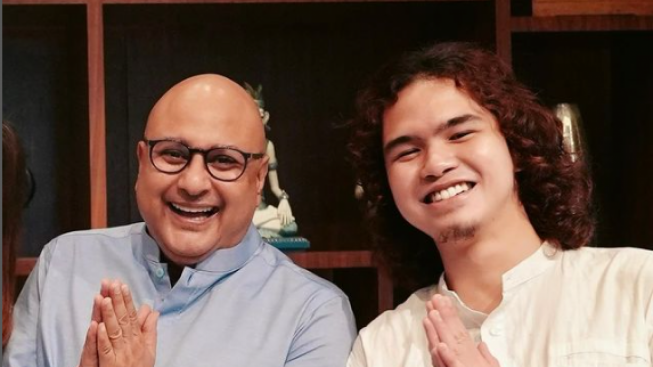 Irwan Mussry Unggah Foto Bareng Dul Jaelani yang Ulang Tahun, Netizen: Ayah Sambung Idaman