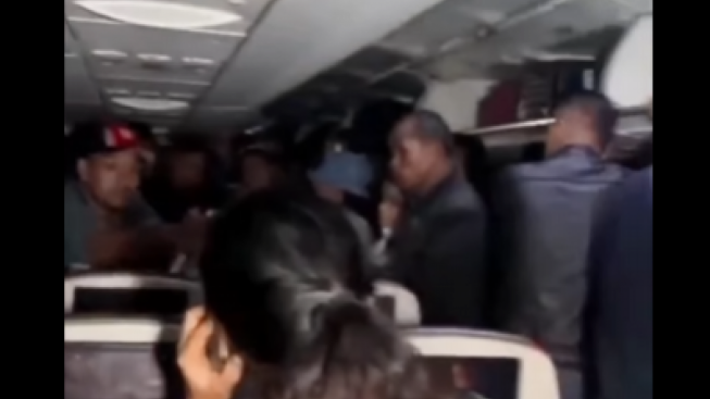 Kepanasan dan Sesak, Penumpang Ngamuk Maki-maki Pramugara Batik Air Ancam Buka Pintu Emergency