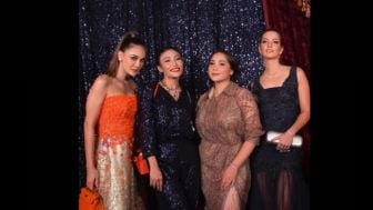 Kasihan Denise Chariesta, Nagita Slavina dan Ayu Dewi Malah Semringah Foto Bareng, Luna Maya 'Biang Kerok'