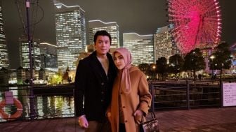 Syahrini Umbar Kemesraan, Momen Reino Barack Diduga Keceplosan Jatuhkan Talak Malah Diungkit Lagi