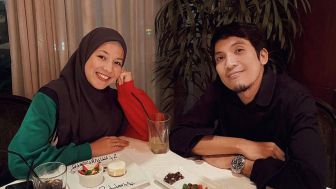 Kepergok Saling Panggil Sayang, Natasha Rizki Ungkap Hubungannya dengan Desta Mahendra