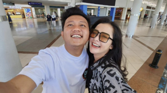 Denny Caknan Ciuman dengan Bella Bonita di Acara Ngunduh Mantu: Gak Mikir Ada Anak Kecil