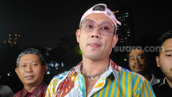 Buntut dari Diminta Tes DNA Lagi, Denny Sumargo Resmi Polisikan Verny Hasan