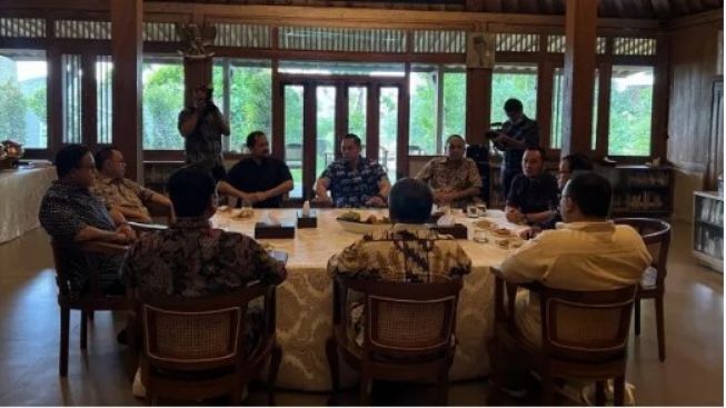 Bukannya Solid Malah Jadi Rumit, Bakal Koalisi Perubahan Disebut Mulai Tampak Kusut, Bagaimana Nasib Anies?