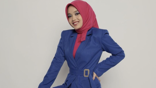 Unggahan Putri Delina Tendensius, Diduga Senggol Nathalie Holscher