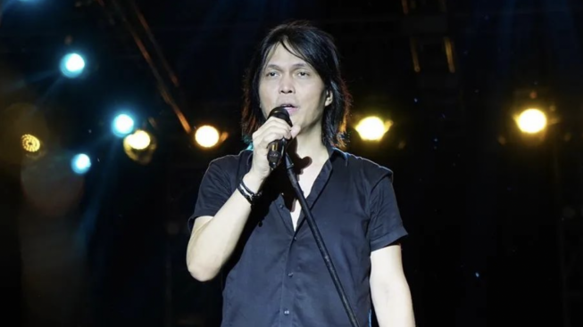 Momen Once Tolak Nyanyi Separuh Nafas Milik Ahmad Dhani, Pilih Mundur dan Main Drum