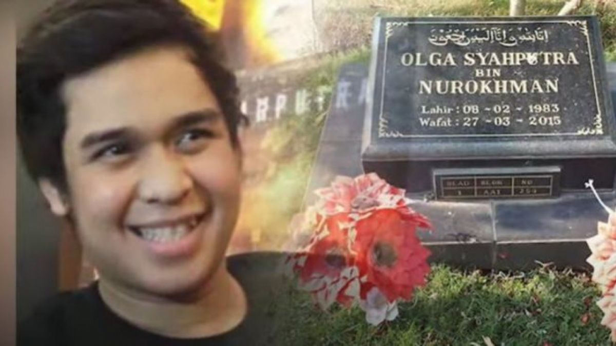 Olga Syahputra, presenter dan komedian yang meninggal pada tahun 2015. [(Youtube/MOP Channel)]