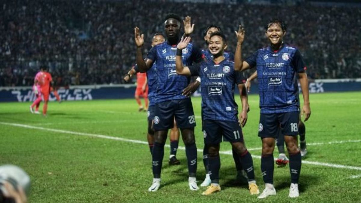 Para pemain Arema FC di Piala Presiden 2022. [[Laman Resmi Piala Presiden]]