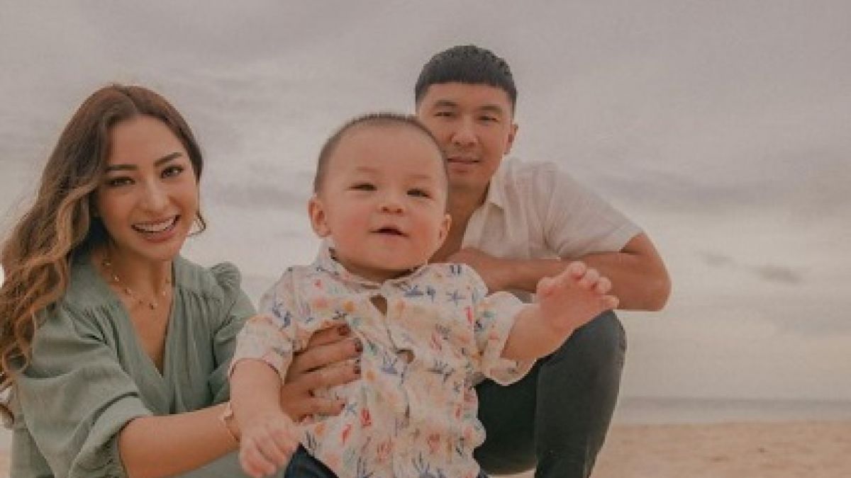 Keluarga kecil Nikita Willy [(Instagram/@nikitawillyofficial94)]