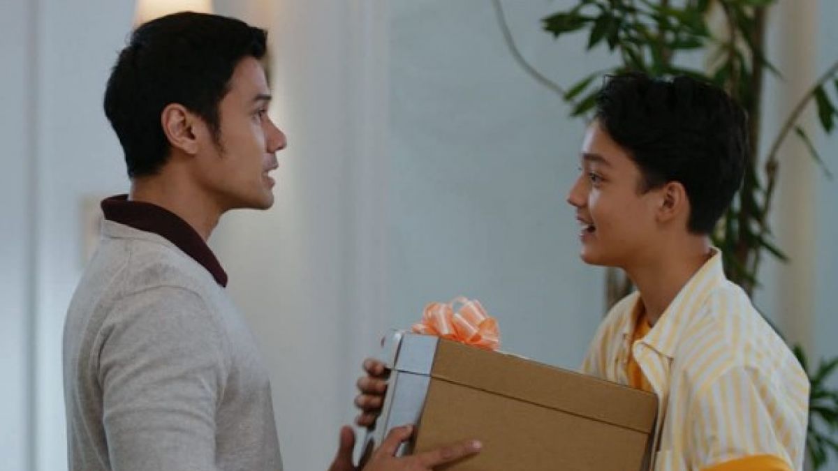 Cuplikan Mendua. [(imdb)]