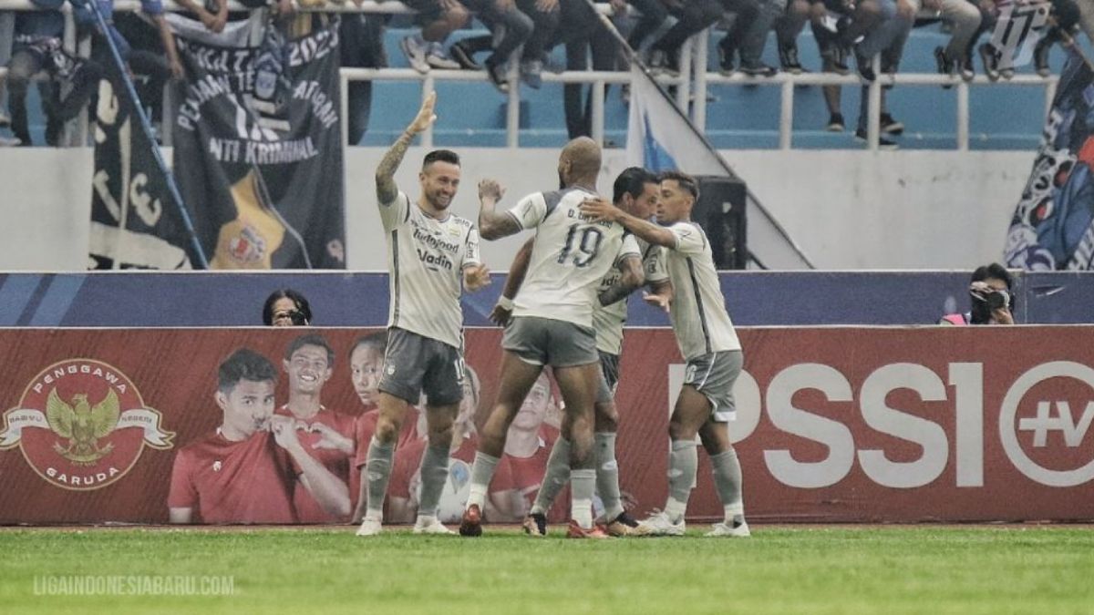 Persib vs PSM Makassar akan digelar sore nanti di Bogor. Daftar pemain Persib sudah diumumkan. Dua pemain kunci absen. [dok. LIB]